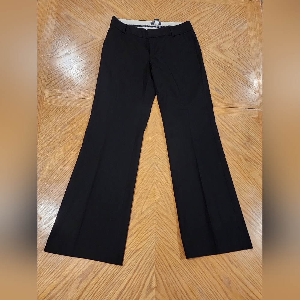 Banana Republic Black Women's Dress Trousers sz 2R (run large)